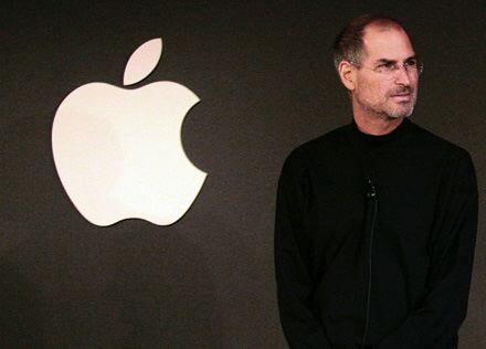 Стив Джобс покинул пост главы Apple
