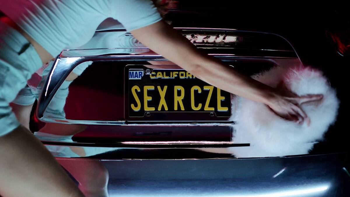 Новый клип Кайли Миноуг - Sexercize