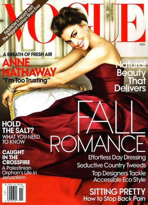 Энн Хэтэуй на обложке Vogue US. Ноябрь 2010