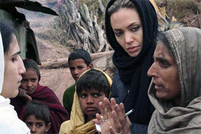 Видео: Анджелина Джоли в Афганистане
