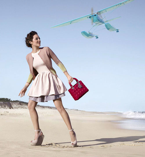 Новая рекламная кампания Lady Dior с Марион Котийяр: первый взгляд