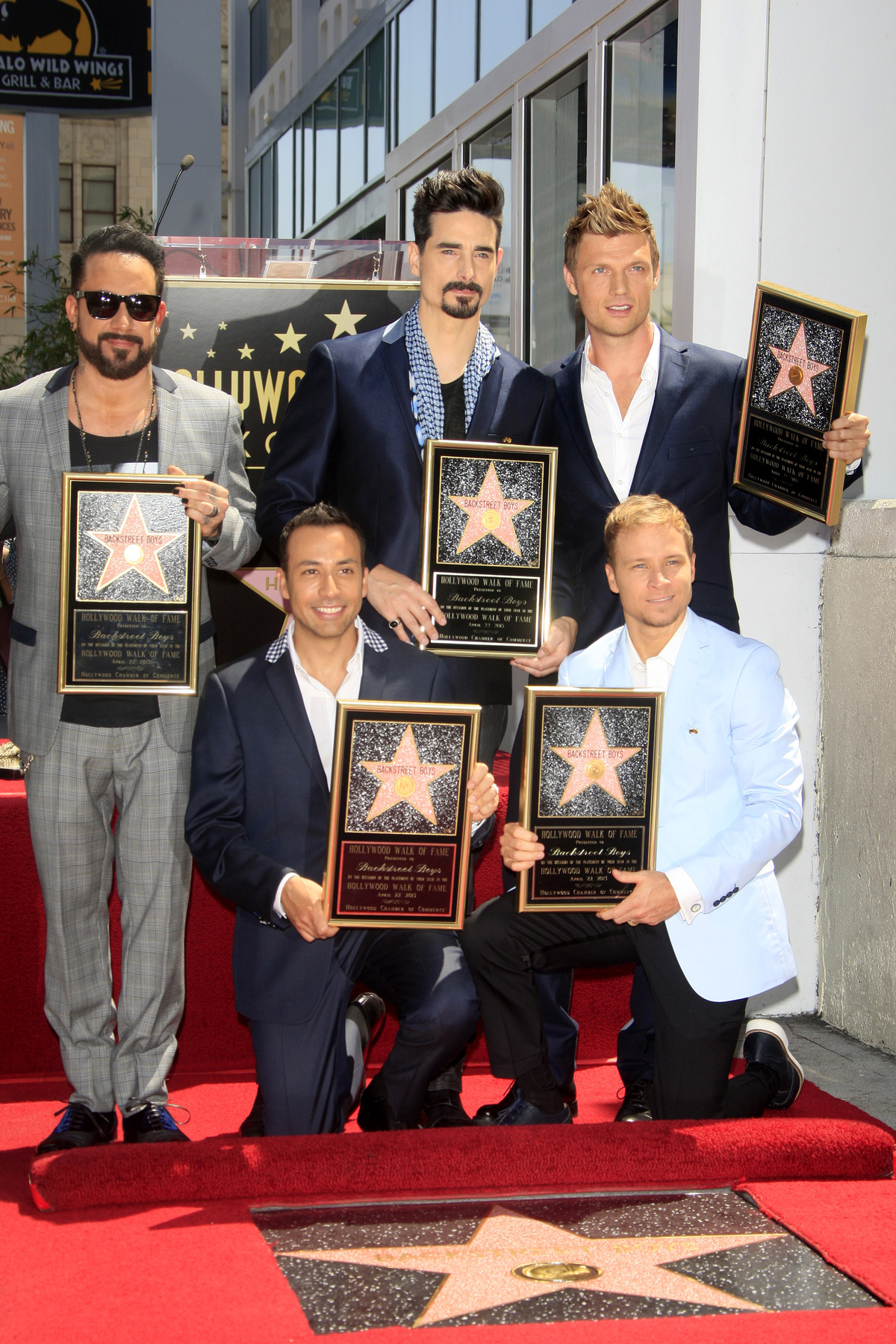 Backstreet Boys получили звезду на Аллее славы