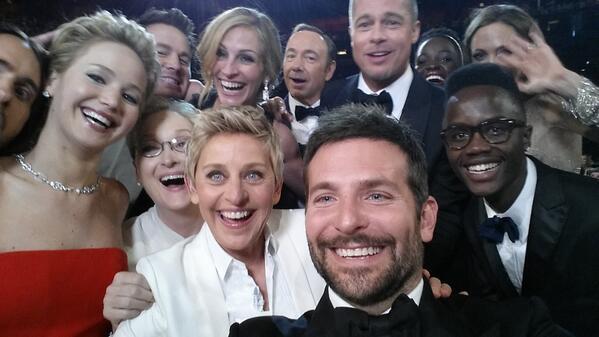 Знаменитый selfie с «Оскара» помог собрать 3 миллиона долларов на благотворительность