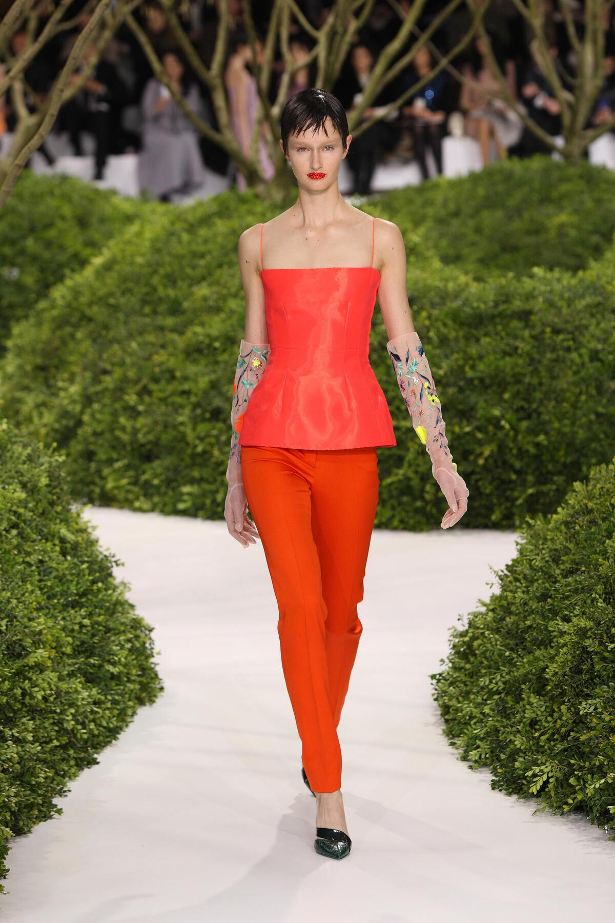 Модный показ Christian Dior Haute Couture. Весна / лето 2013
