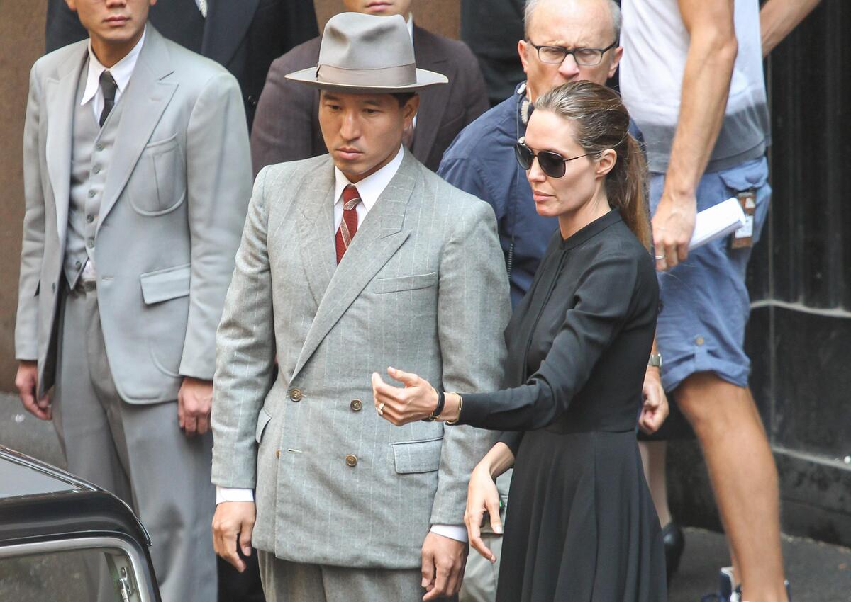 Анджелина Джоли на съемках фильма "Несломленный"