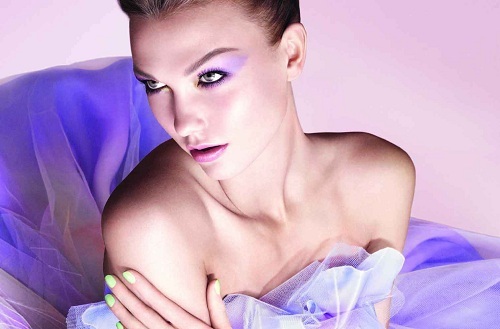 Первый взгляд на рекламную кампанию Dior Beauty с Карли Клосс. Весна 2012