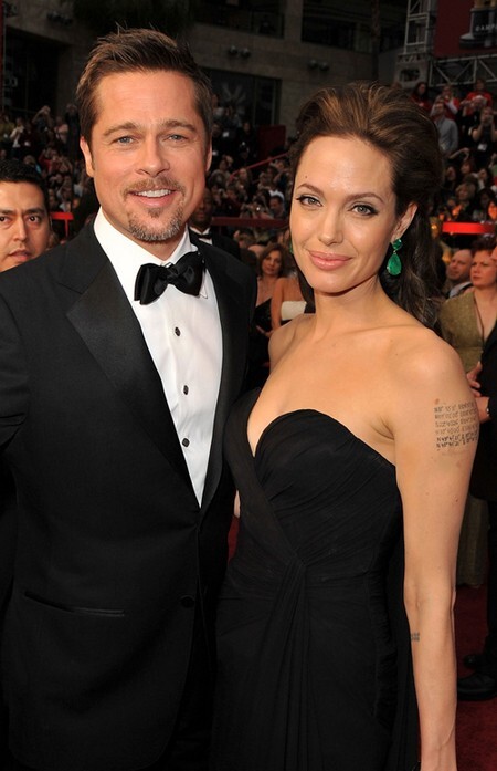 E!Online пожертвовали $250,000 для Анджелины Джоли и Брэда Питта