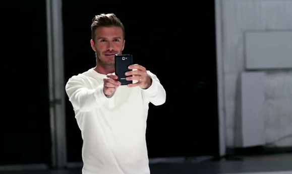 Дэвид Бэкхем в рекламном ролике Samsung Galaxy Note