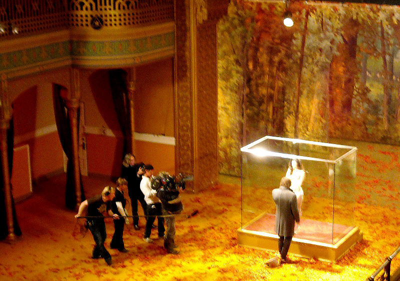 Меган Фокс разделась топлесс на съемочной площадке фильма Passion Play
