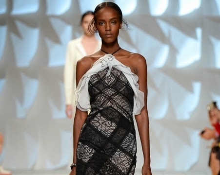 Модный показ новой коллекции Nina Ricci. Весна / лето 2015