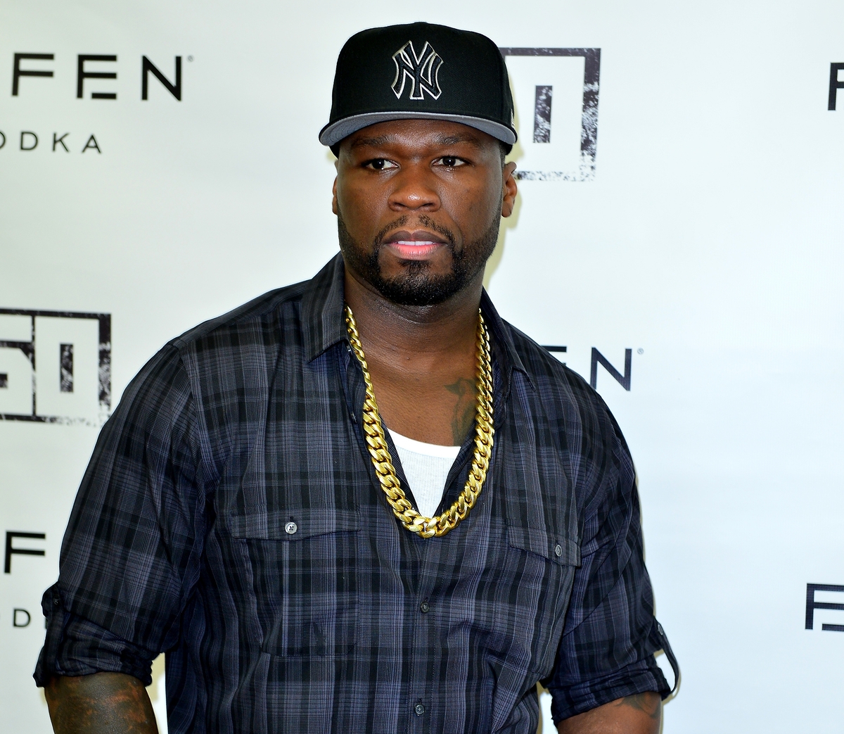 Писатель подает в суд на 50 Cent из-за кражи рукописи