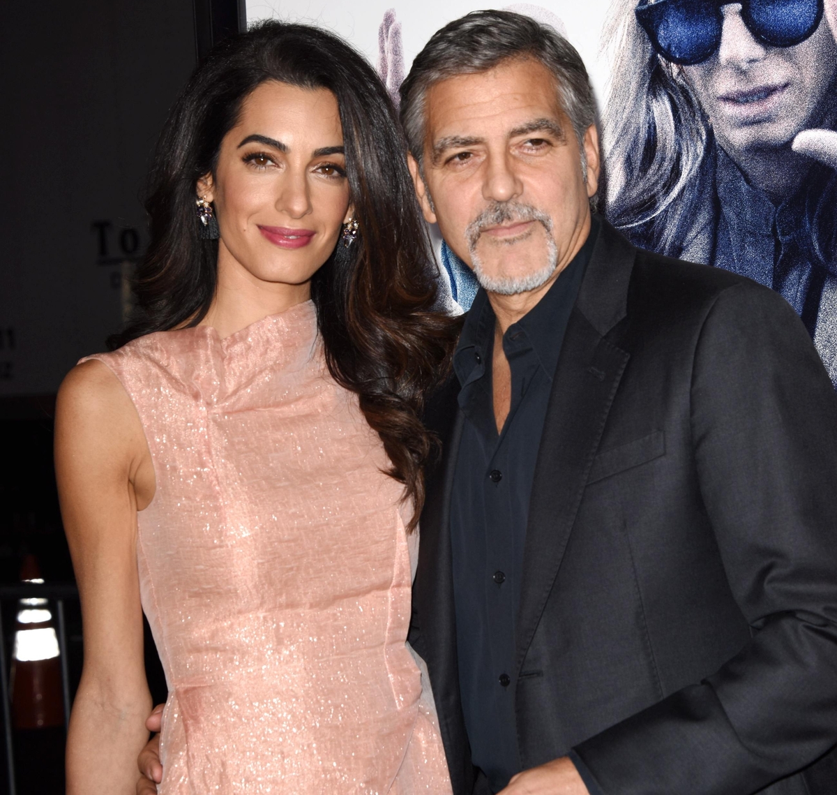 Джордж Клуни посмеялся над слухами о беременности жены