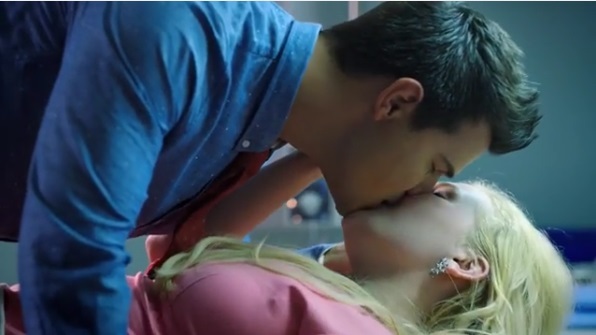 Промо видео «Королев крика»: Шанель, «Ганнибал» и поцелуи с Тейлором Лотнером