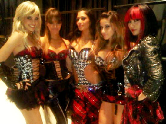 Фото: Николь Шерзингер и новые участницы группы Pussycat Dolls