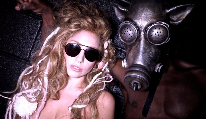 Видео: Lady GaGa репетирует перед премьерой новой песни