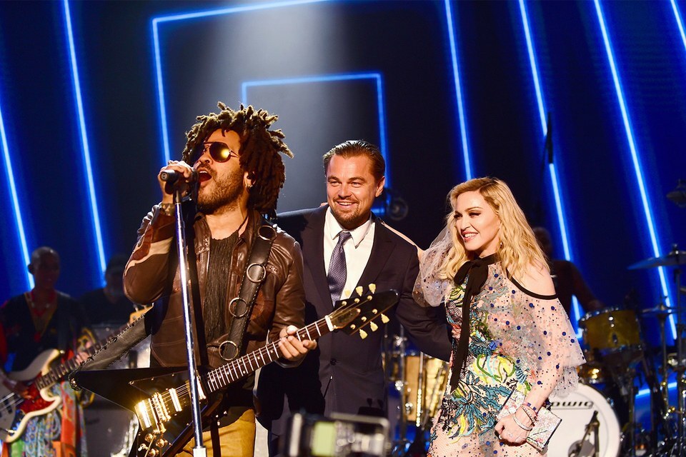 Фото: Кейт Уинслет, Мадонна и другие звезды на благотворительном приеме Леонардо ДиКаприо