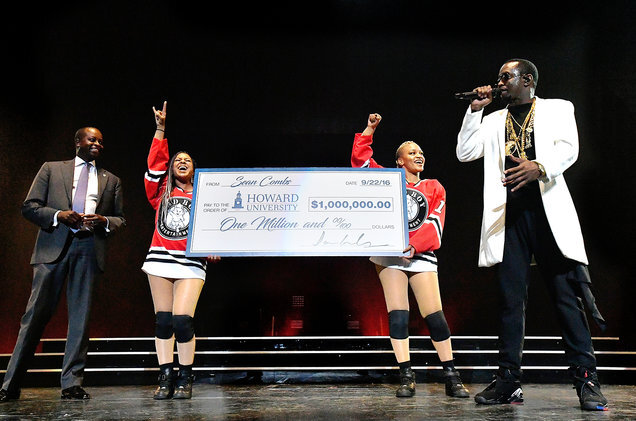 Рэпер P Diddy основал стипендию для студентов
