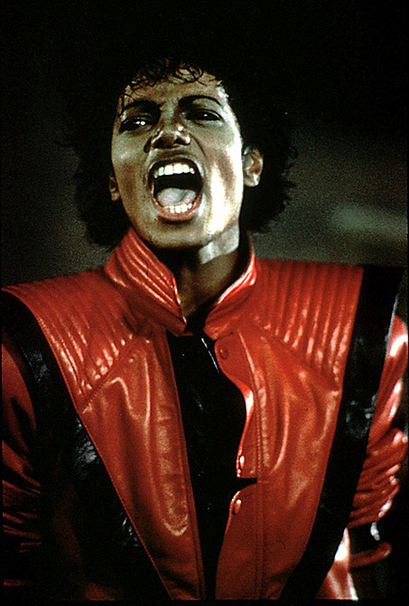 Красную куртку Майкла Джексона можно купить за 400 тысяч долларов