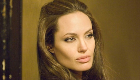 Сценарист «Туриста» пишет роль для Анджелины Джоли