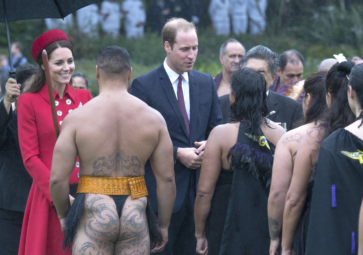 Принц Уильям и Кейт Миддлтон знакомятся с культурой Новой Зеландии