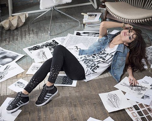 Селена Гомес в рекламной кампании  Adidas NEO