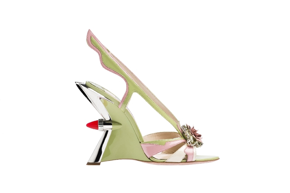 Необычная коллекция обуви от Prada. Весна / лето 2012