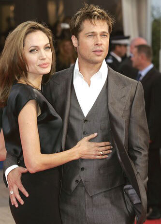Анджелина Джоли и Брэд Питт подарили 100 000 долларов сиротам