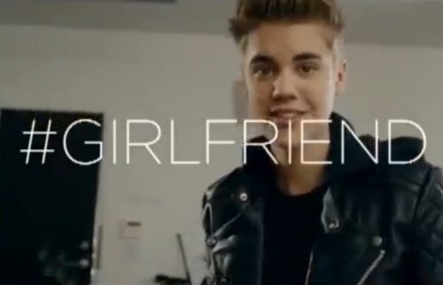 Джастин Бибер в рекламных роликах своего аромата Girlfriend