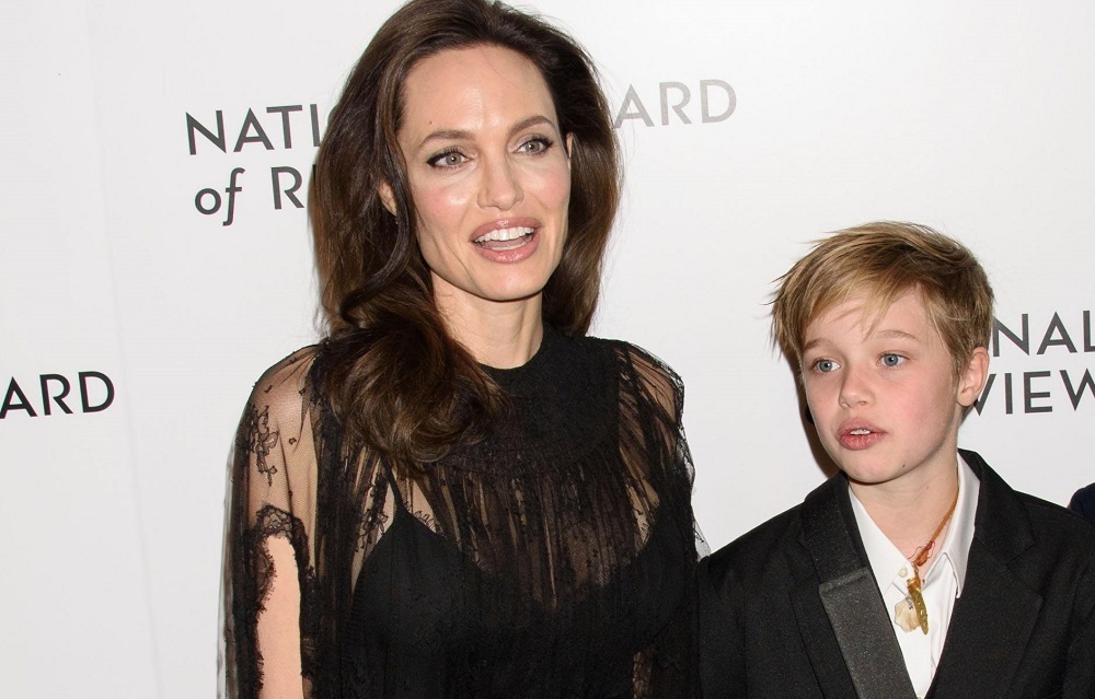 Дочь Анджелины Джоли получила перелом во время семейного отдыха