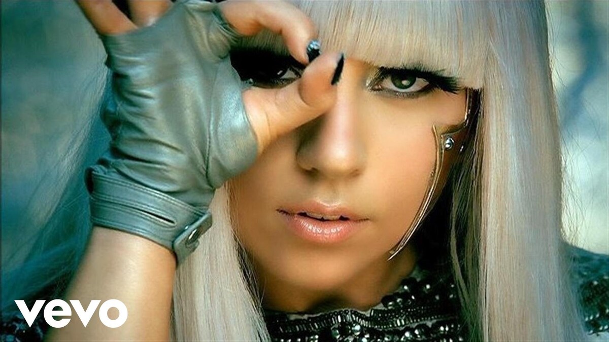 Poker Face Леди Гага преодолел отметку в миллион «лайков» в YouTube