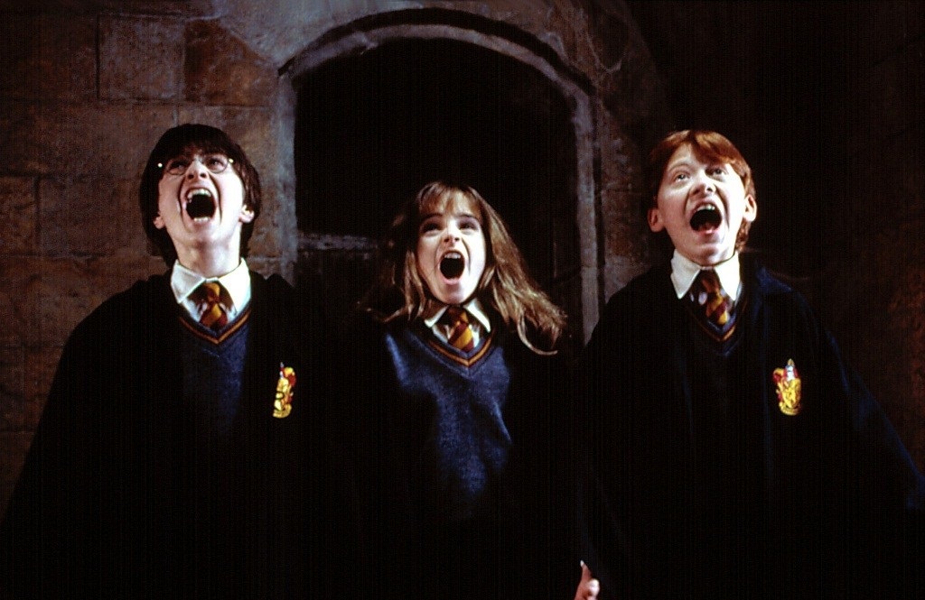 Дэниел Рэдклифф раскрыл забавный секрет со съемок «Гарри Поттера»: весь каст ходил с фальшивыми зубами