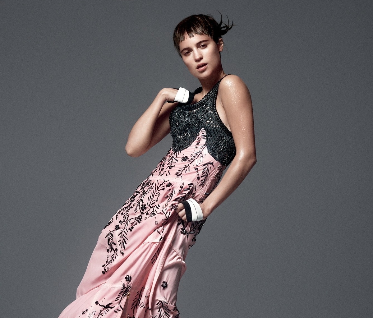 Алисия Викандер в журнале Vogue. Январь 2015
