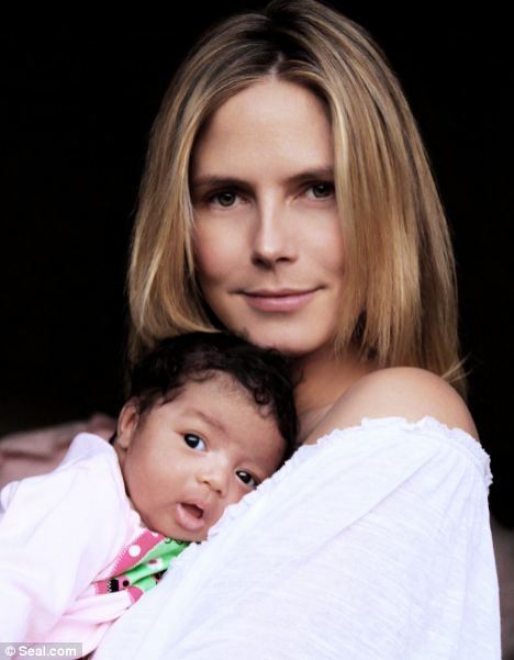 Первые фото новорожденной дочери Хайди Клум