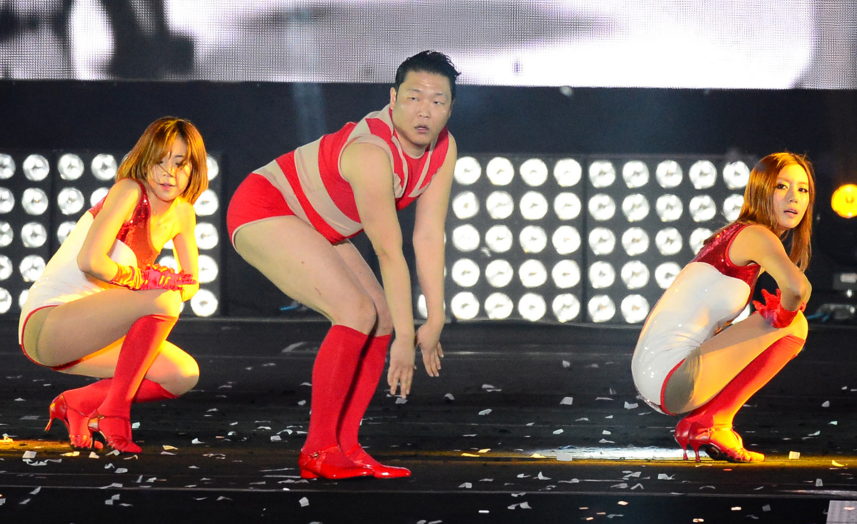Видео: Psy исполнил танец Бейонсе под Single Ladies