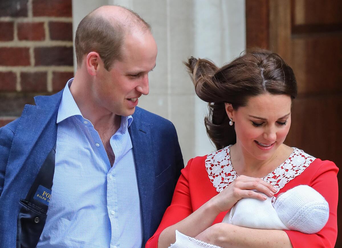 Принц Уильям и Кейт Миддлтон показали новорожденного сына