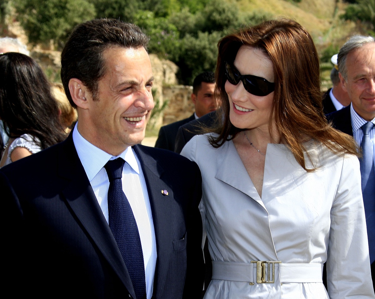 Карла Бруни и Николя Саркози дали имя дочери