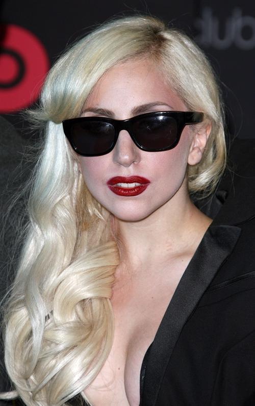 Lady Gaga выпустит новый аромат