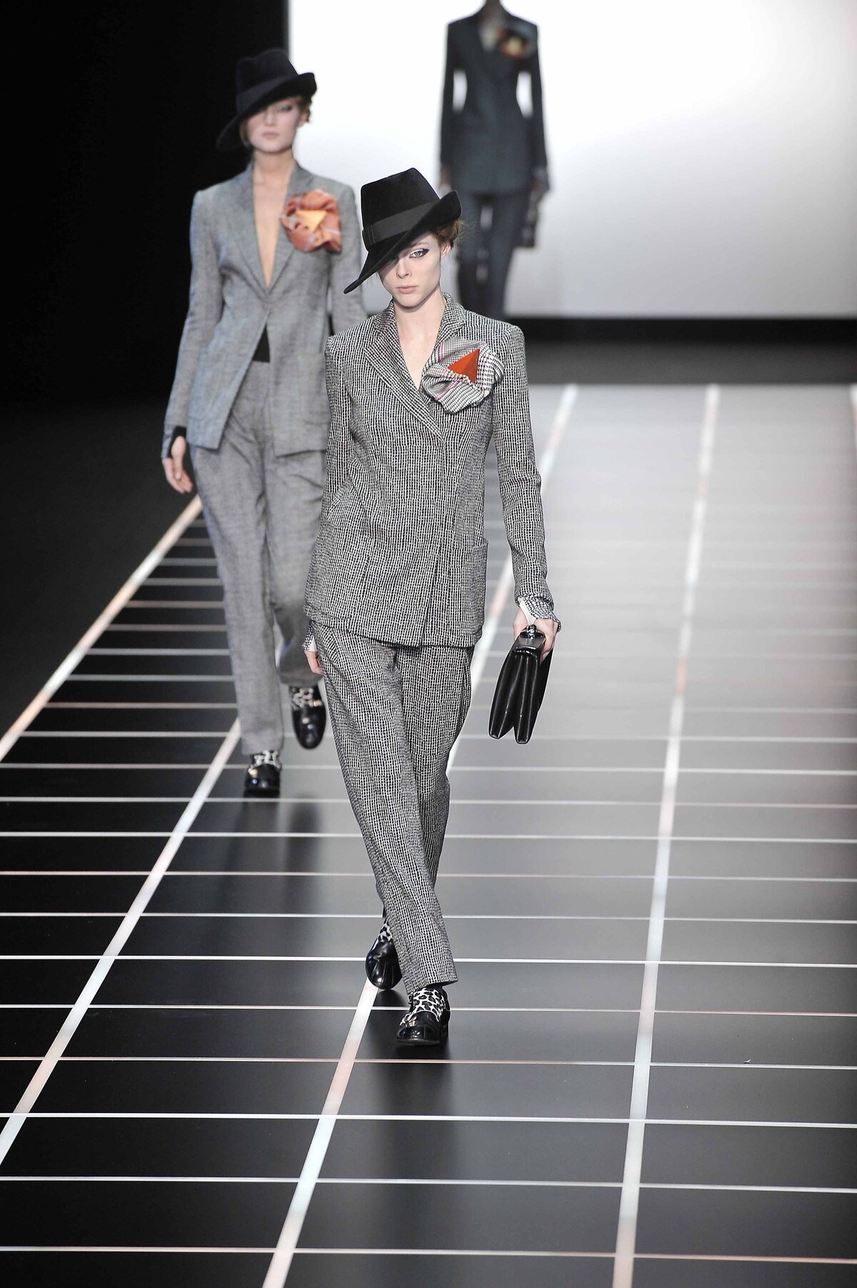 Модный показ Giorgio Armani. Осень / зима 2012-2013