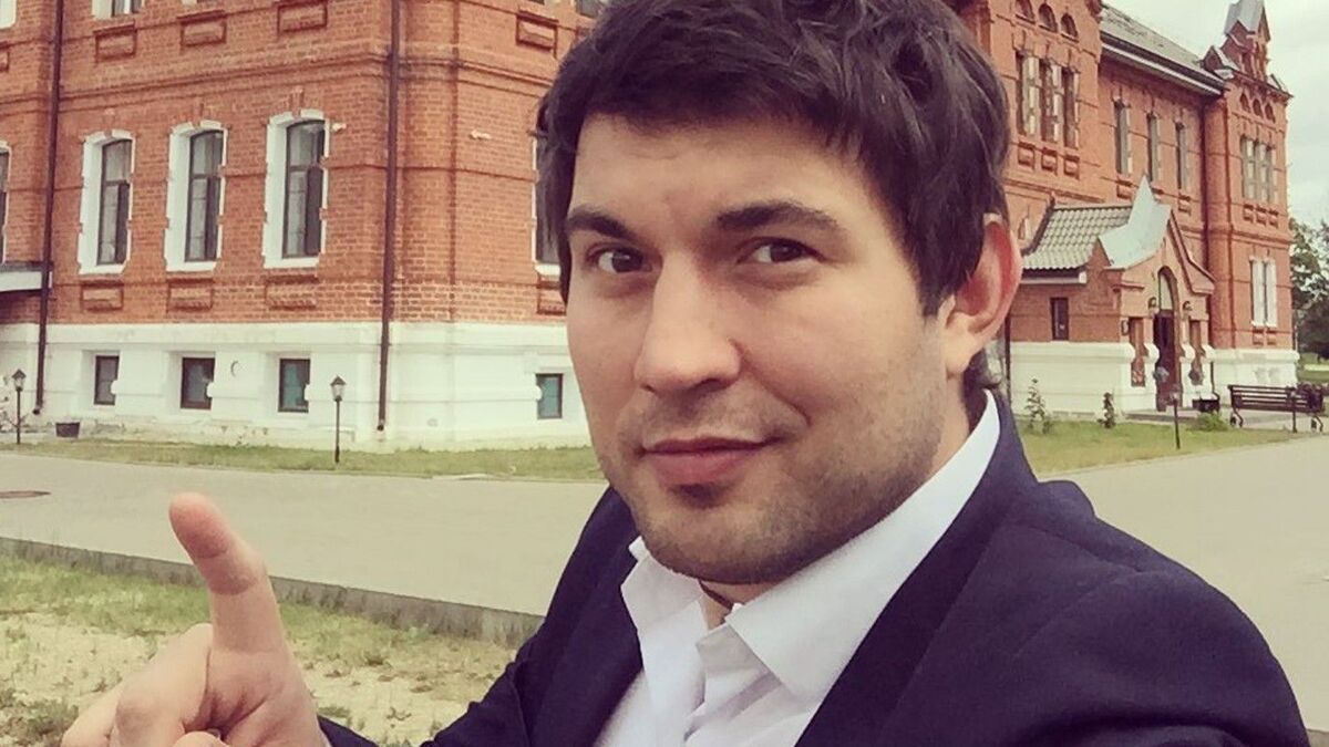 Снова скандал: Бари Алибасов-младший погорел на нелегальном бизнесе
