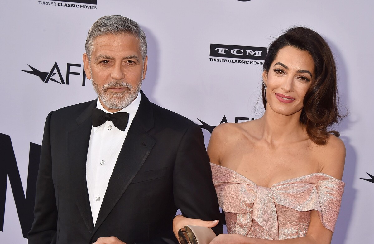 Фото: Джордж и Амаль Клуни отметили пятилетие семейной жизни 