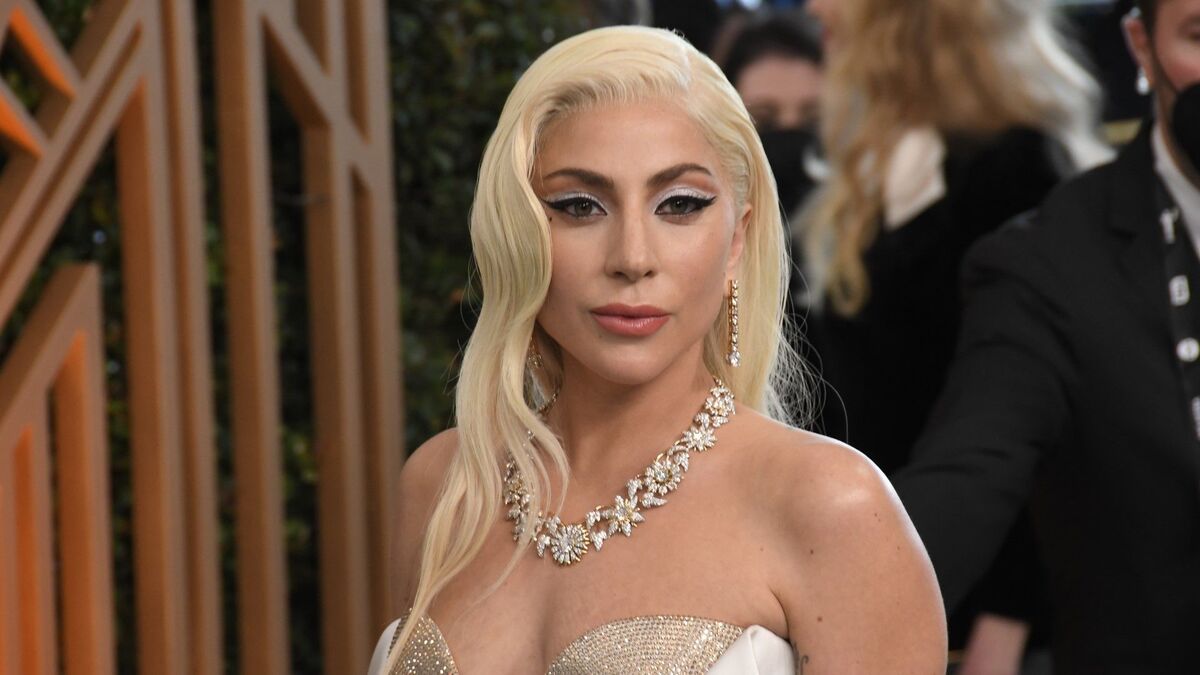 «Снимай одежду»: Леди Гага пережила чудовищное унижение