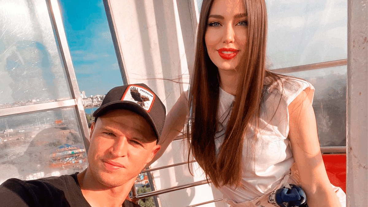 «И тут Остапа понесло»: жена Тарасова объявила об очередной беременности