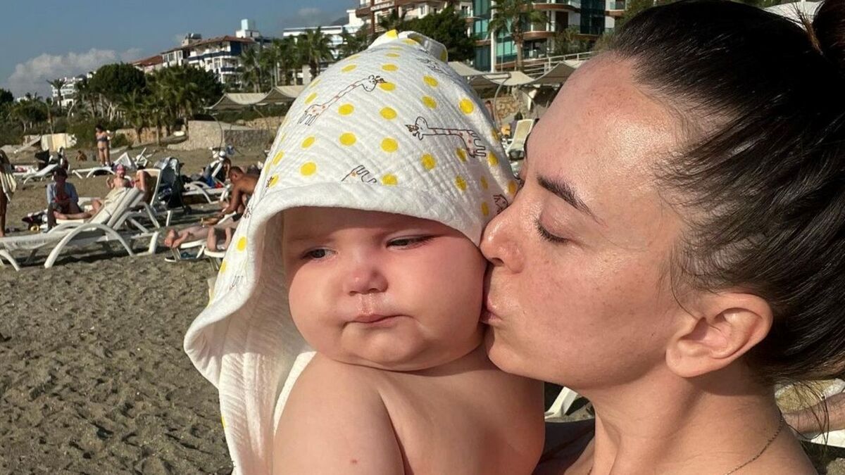 «Скандал со слезами»: Фриске довела собственную дочь до конвульсий 