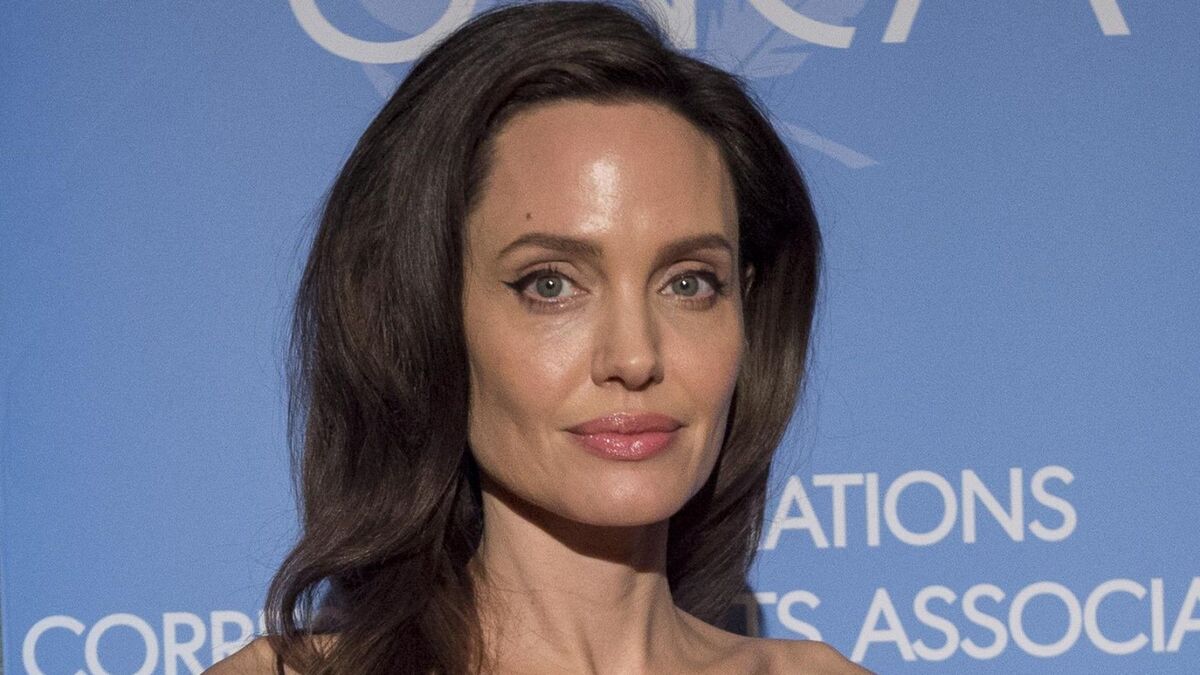 «Русскую Анджелину Джоли» представили россиянам: Рогов сделал свой выбор
