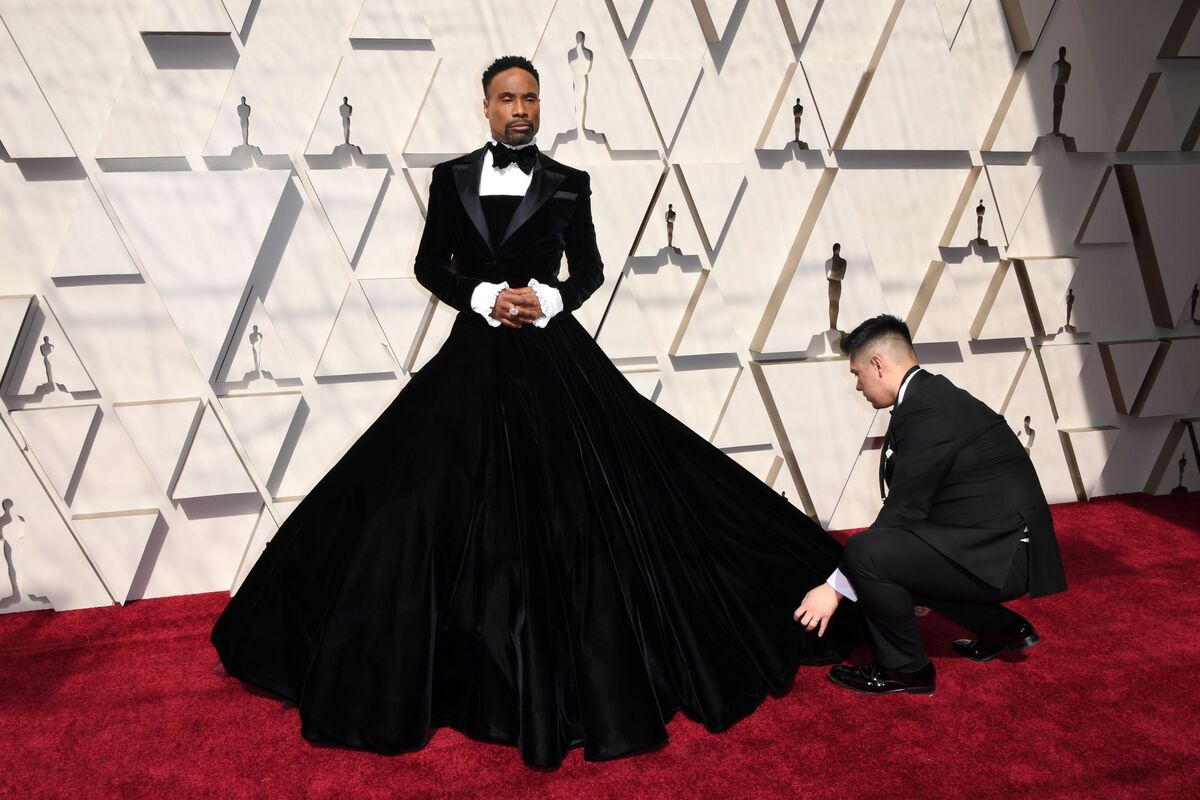 Американцы против: Билли Портер появится в детской передаче «Улица Сезам» в платье с «Оскара» 2019 