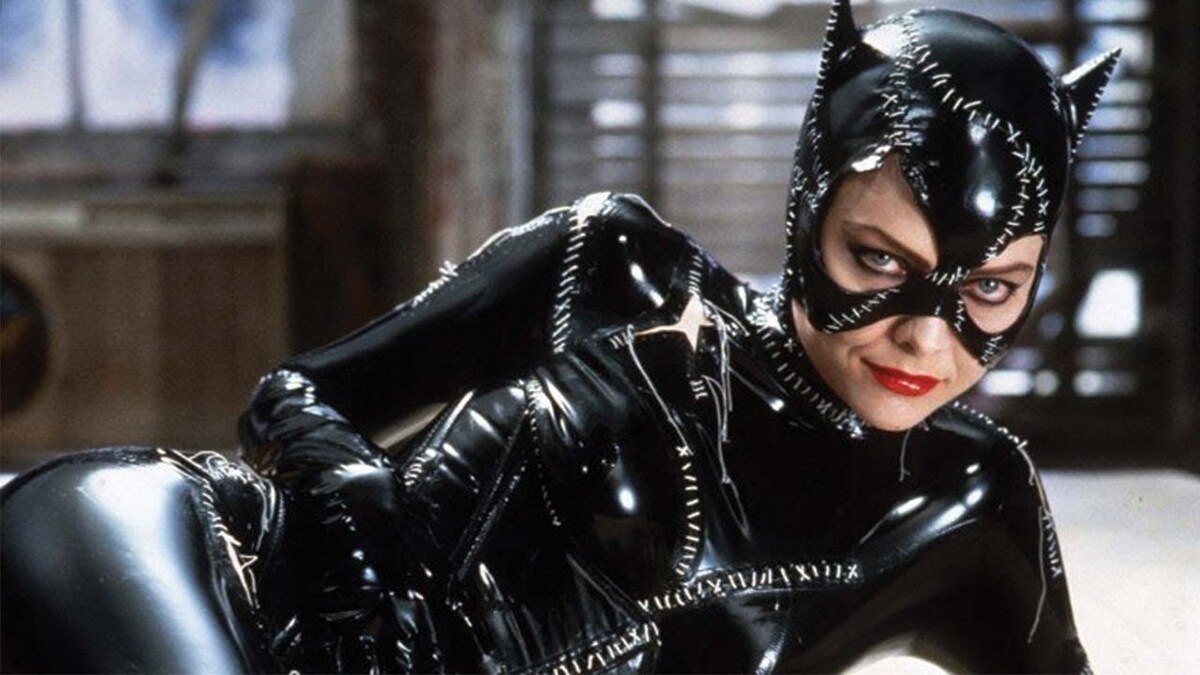 Мишель Пфайффер не против вернуться к роли Женщины-кошки во «Флэше»