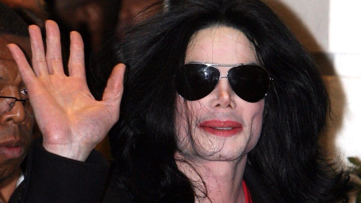 Ничего святого: грабители выпотрошили особняк Майкла Джексона