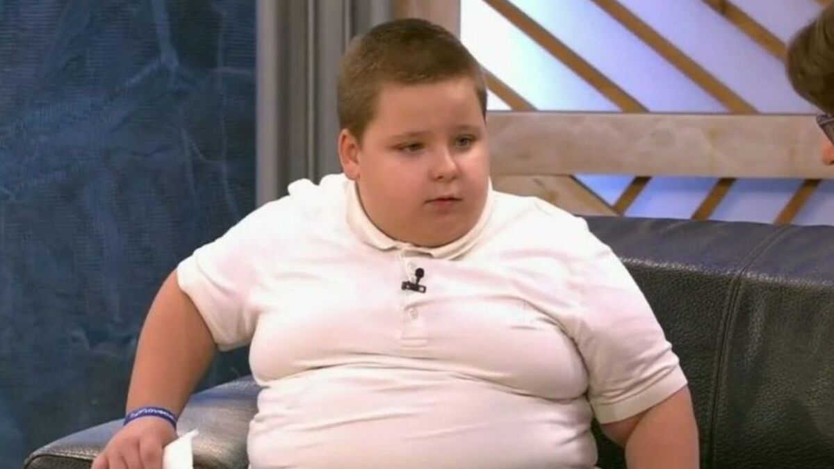 Весил 80 килограммов в 7 лет: как теперь выглядит крупный мальчик из «Пусть говорят» (фото)