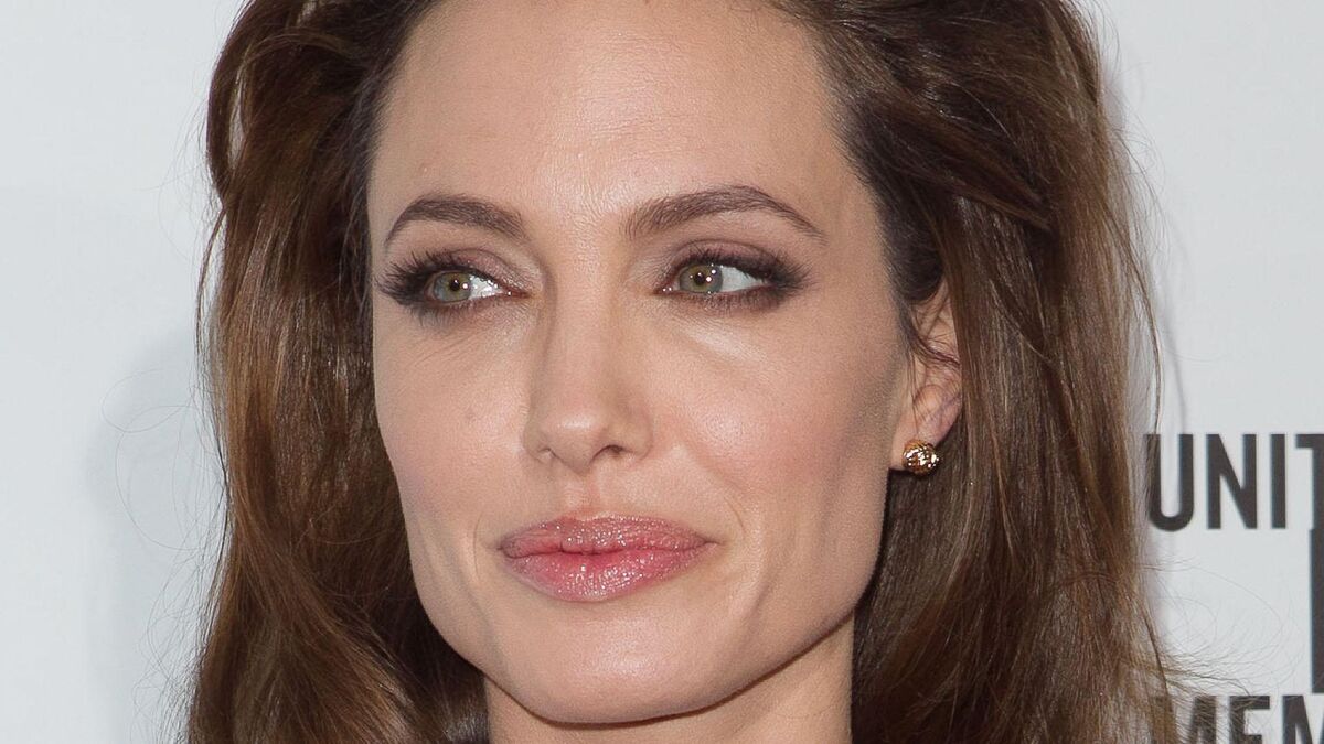 Анджелина Джоли «сдулась»: хейтеры нашли новый повод для травли (фото)