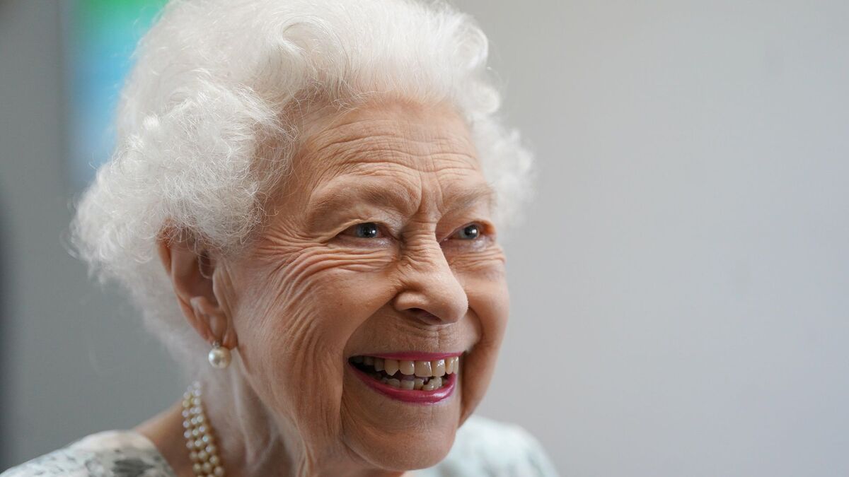 «Не выношу их»: приглашение королевы Британии отвергли по неожиданной причине 